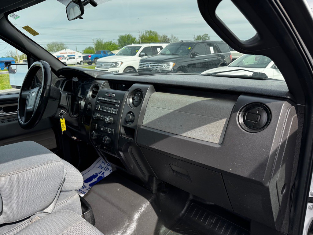 2011 Ford F-150 Image 25