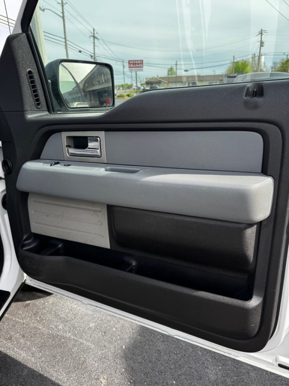 2011 Ford F-150 Image 27