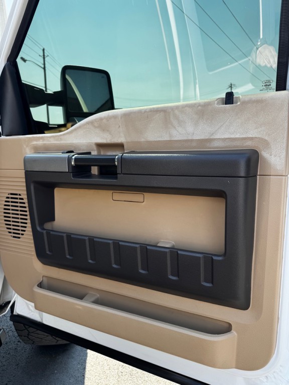 2015 Ford F-250 Image 30