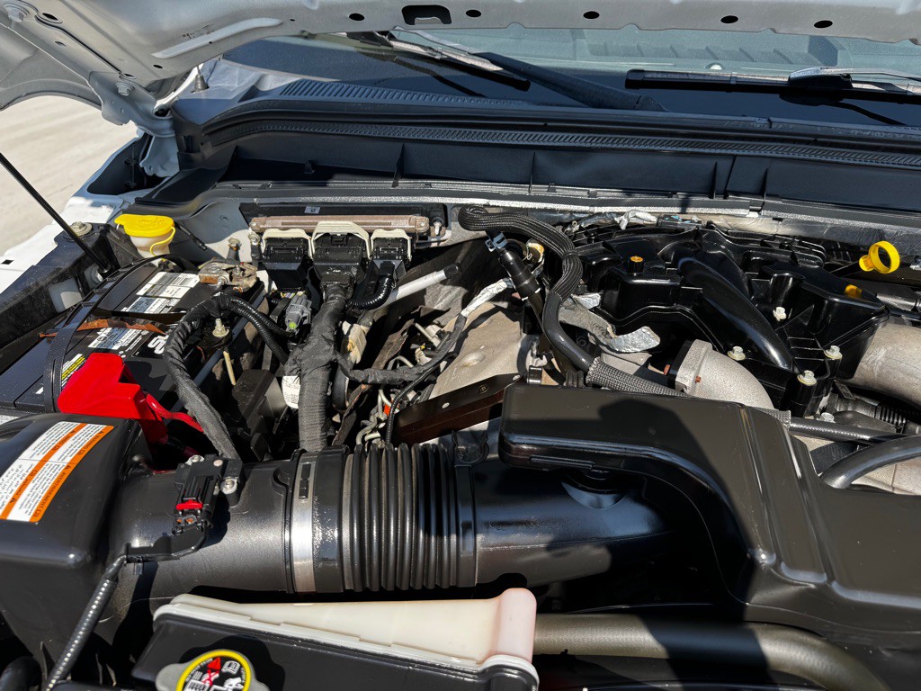 2015 Ford F-250 Image 32