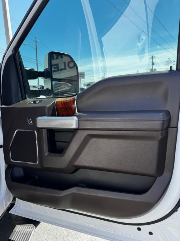 2017 Ford F-250 Image 28