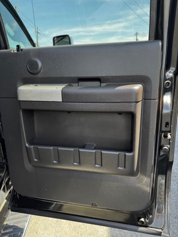 2015 Ford F-250 Image 24