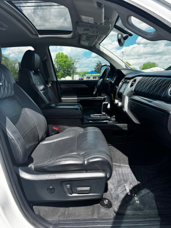 2016 Toyota Tundra Image 25