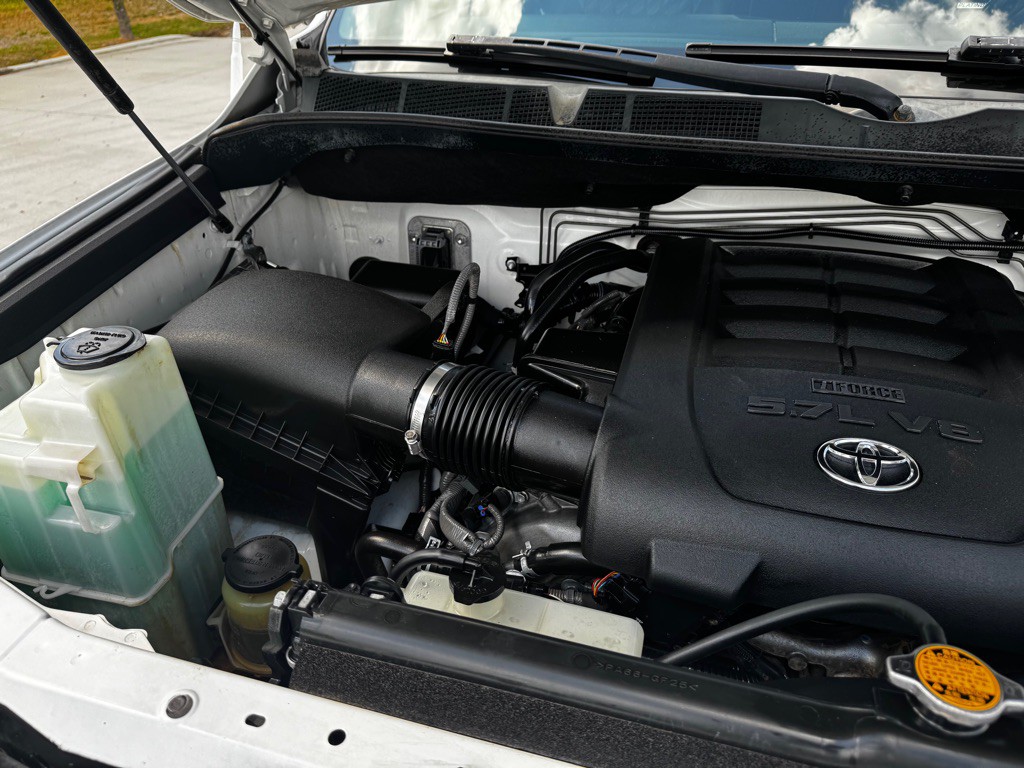 2016 Toyota Tundra Image 30