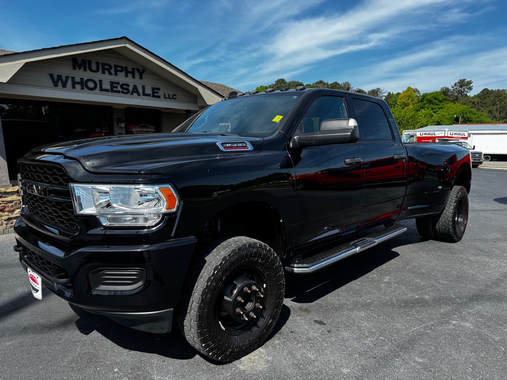 2021 RAM 3500 Image 2