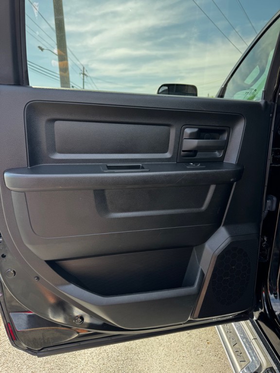 2021 RAM 3500 Image 20