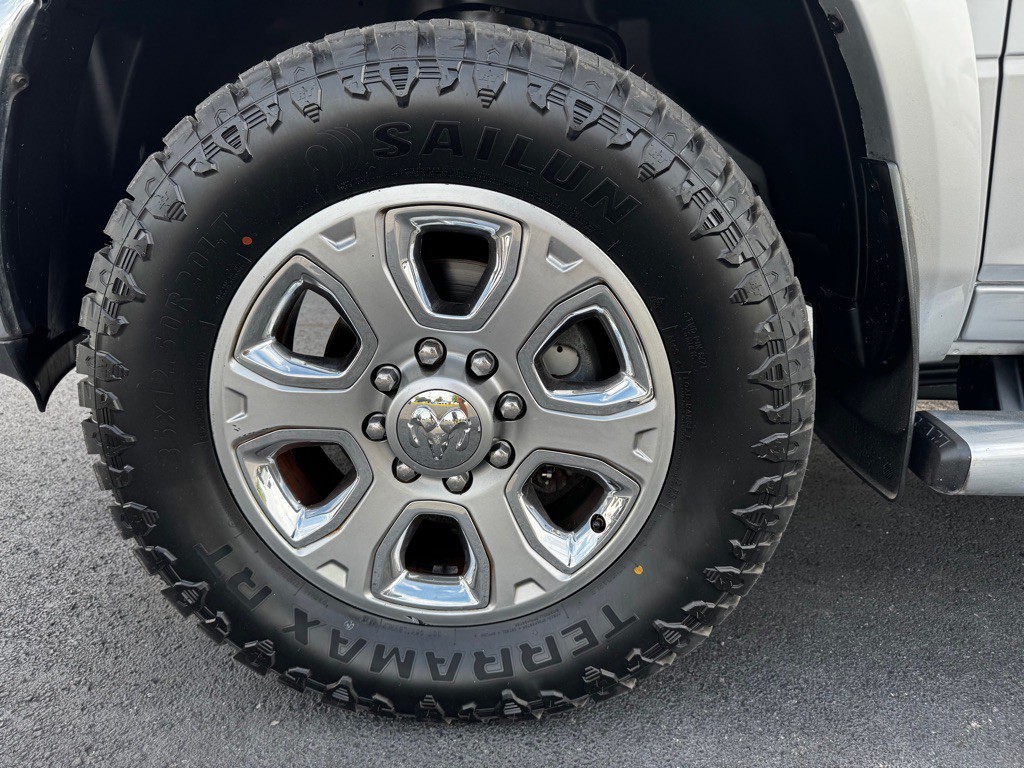 2015 RAM 2500 Image 10