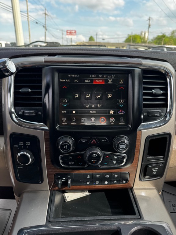 2015 RAM 2500 Image 14