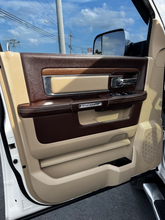 2015 RAM 2500 Image 16