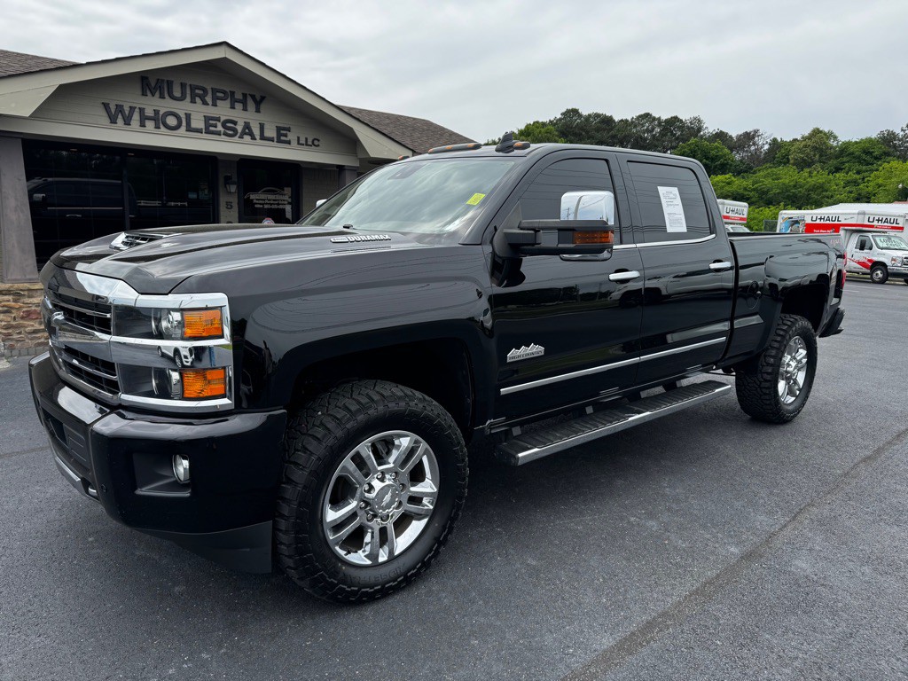 2018 Chevrolet Silverado 1500 Image 2