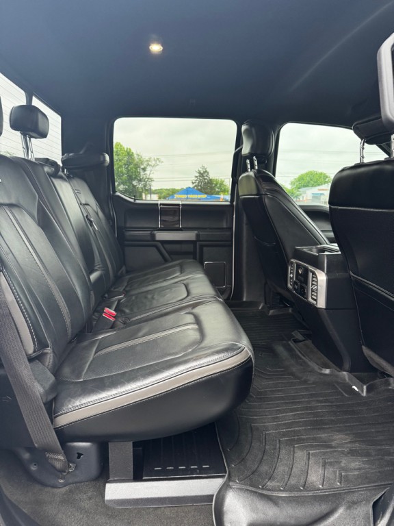 2017 Ford F-250 Image 21