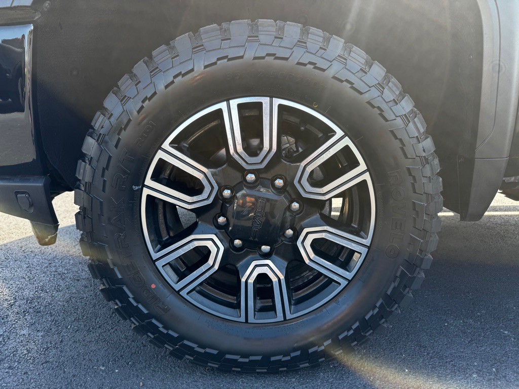 2020 GMC Sierra Image 10