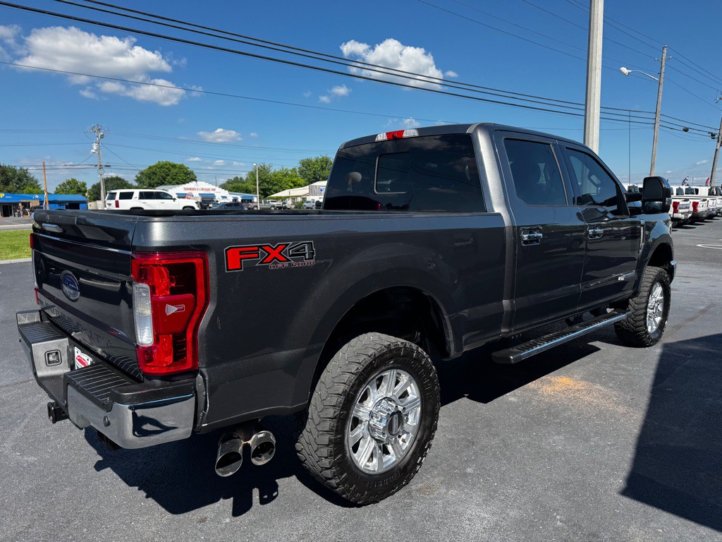 2017 Ford F-250 Image 6