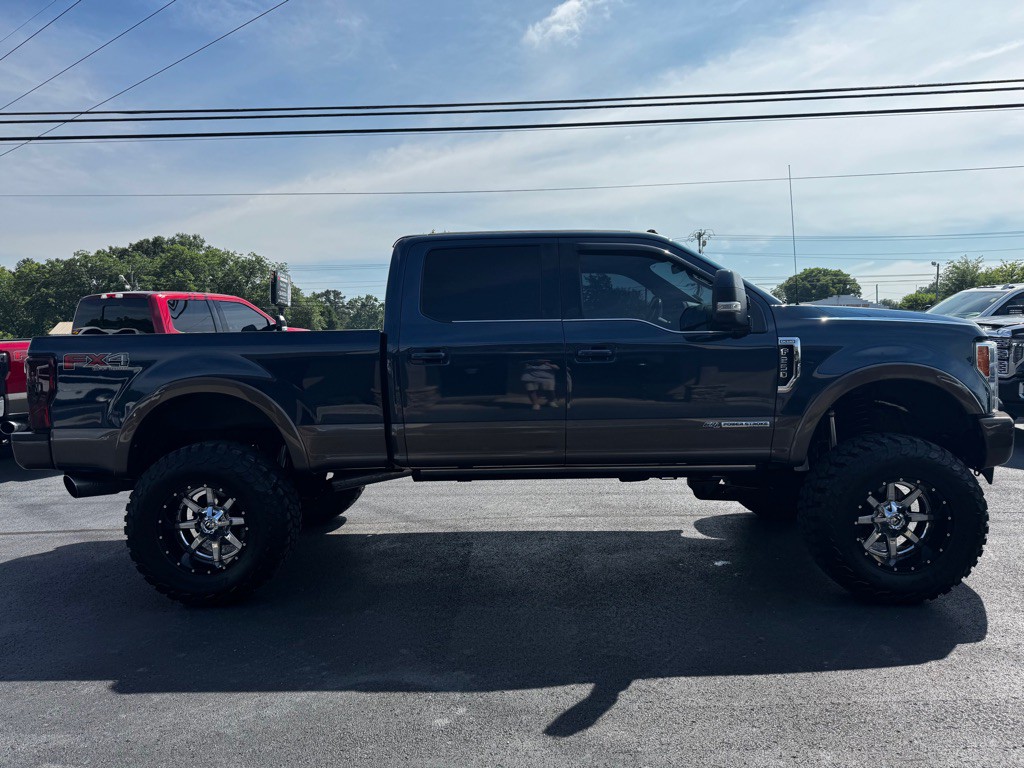 2017 Ford F-250 Image 7