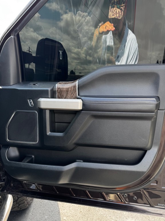 2018 Ford F-250 Image 28