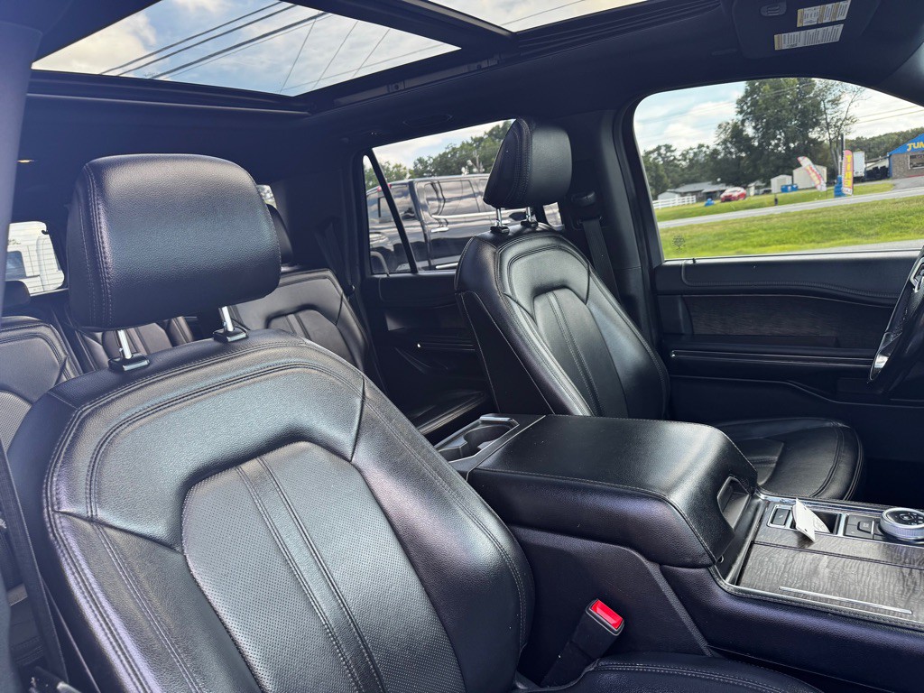 2021 Ford Expedition Image 25