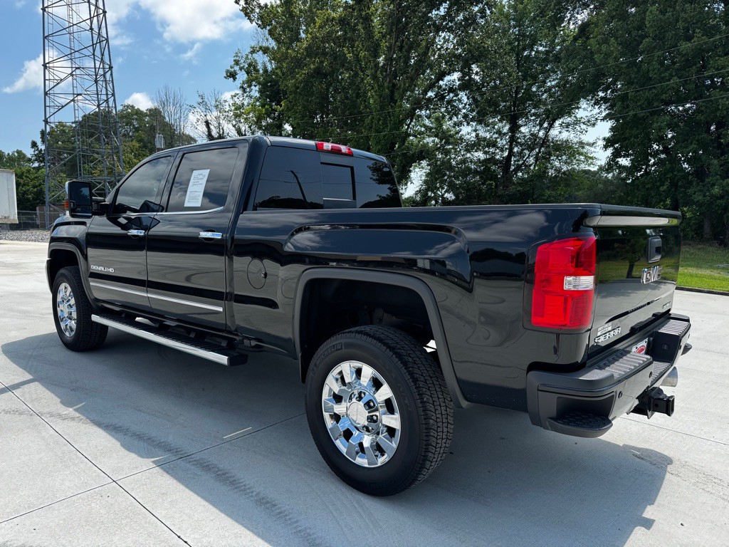 2019 GMC Sierra Image 3