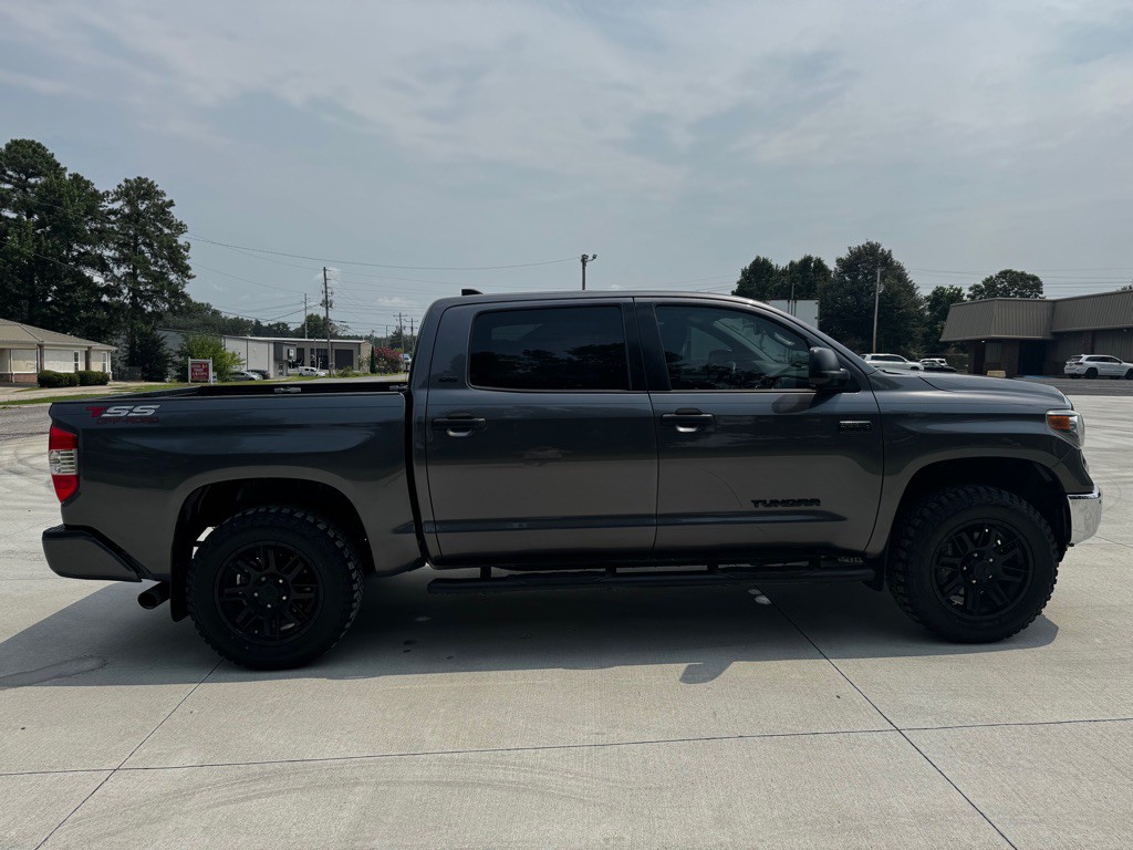 2021 Toyota Tundra Image 7