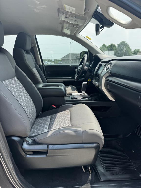 2021 Toyota Tundra Image 18