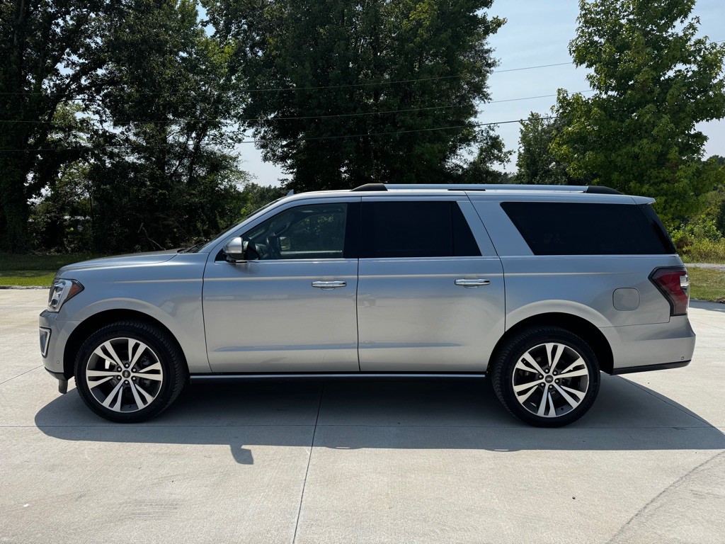 2021 Ford Expedition Image 2