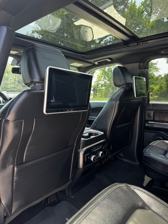 2021 Ford Expedition Image 16