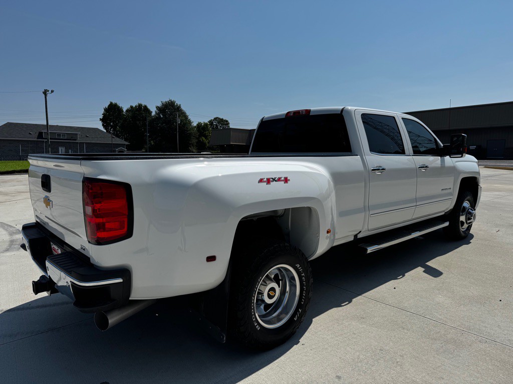 2019 Chevrolet Silverado 1500 Image 6