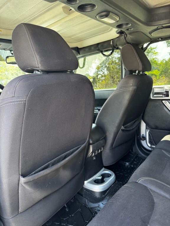 2014 Jeep Wrangler Unlimited Image 17