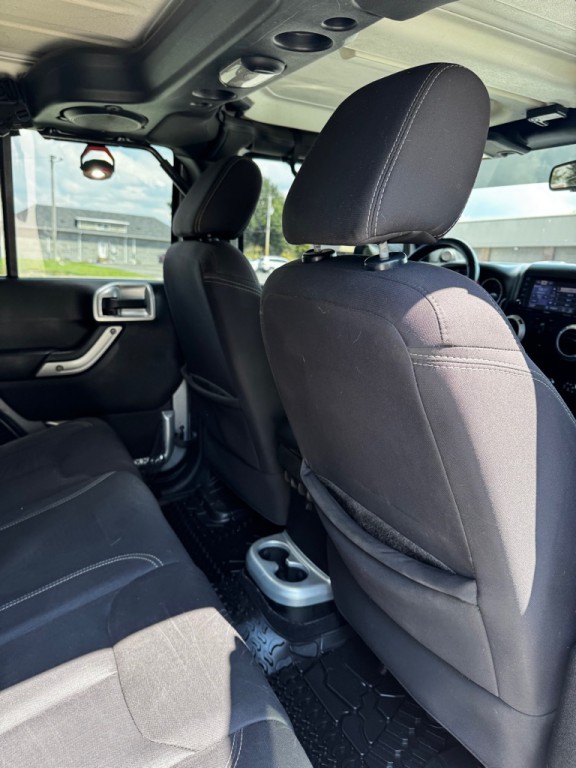 2014 Jeep Wrangler Unlimited Image 19
