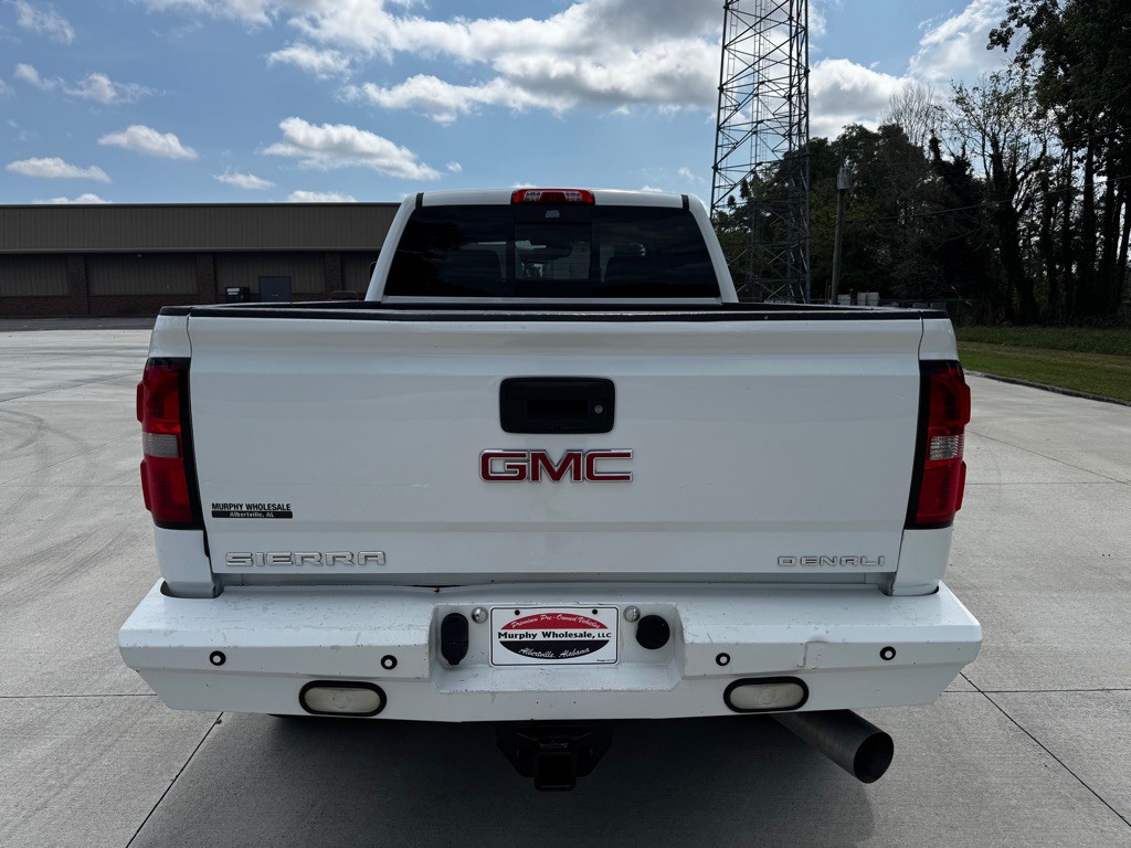 2017 GMC Sierra Image 4