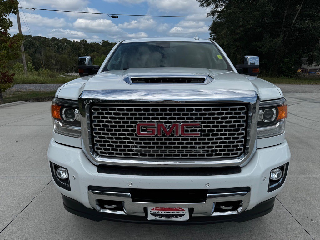 2017 GMC Sierra Image 9