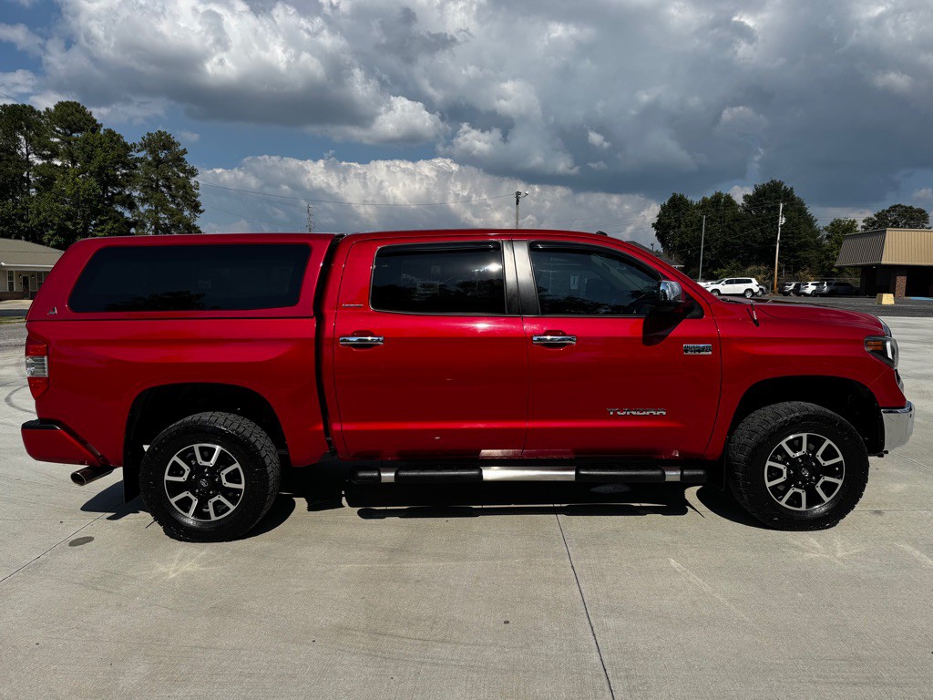 2017 Toyota Tundra Image 8