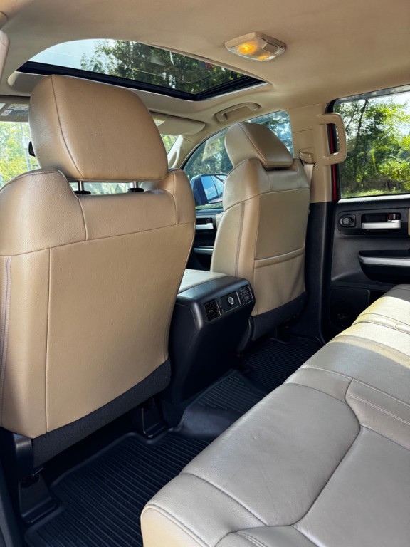 2017 Toyota Tundra Image 18
