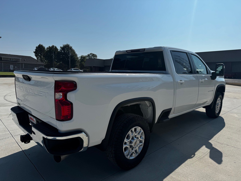 2021 Chevrolet Silverado 1500 Image 6