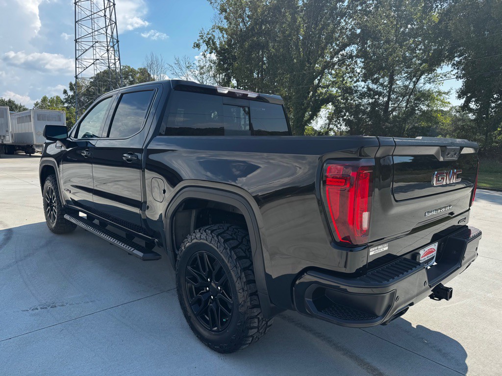 2021 GMC Sierra Image 3