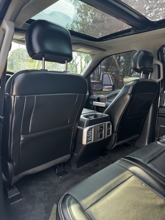 2017 Ford F-350 Image 16