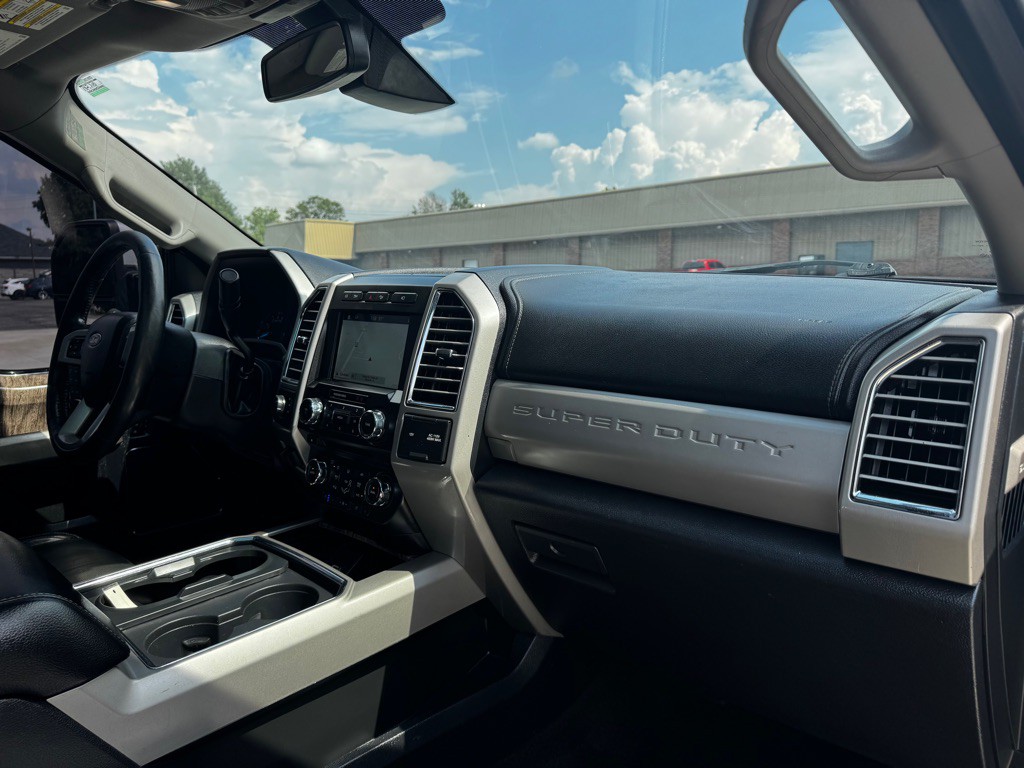 2017 Ford F-350 Image 21