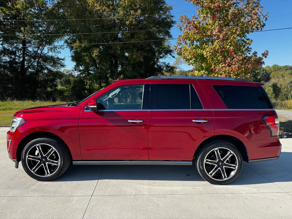 2019 Ford Expedition Image 2