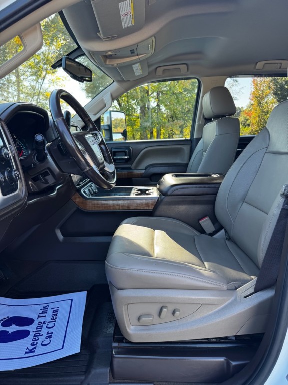 2017 GMC Sierra Image 12