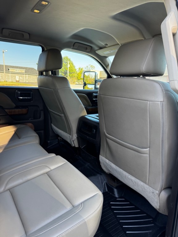 2017 GMC Sierra Image 19