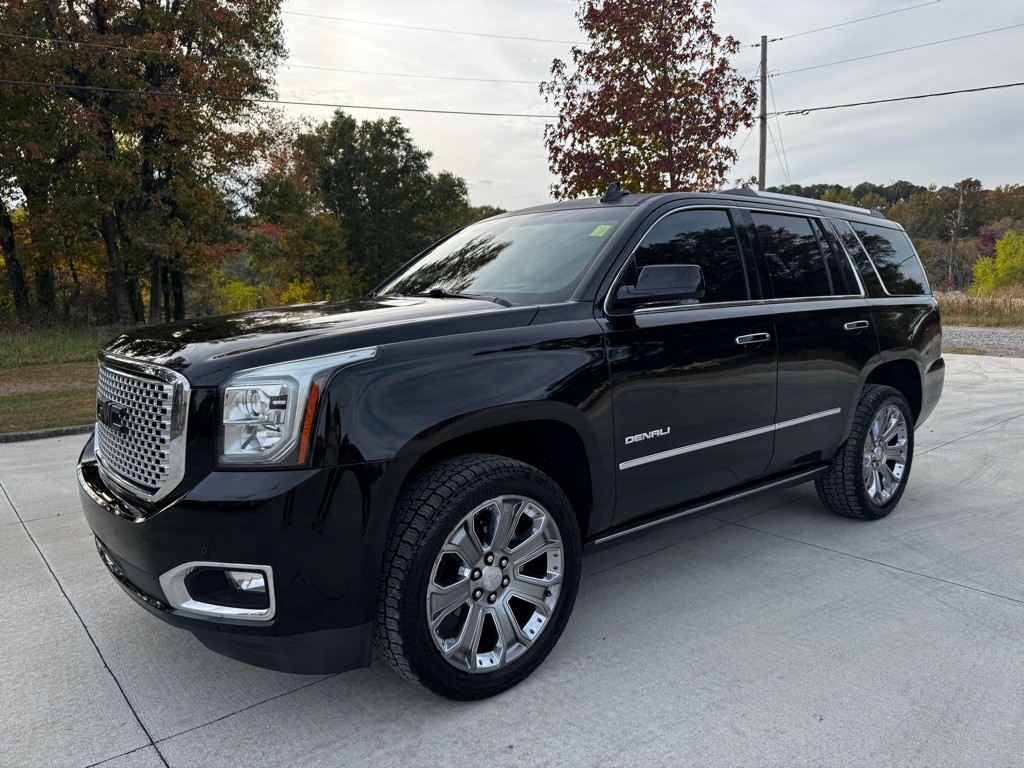 2015 GMC Yukon Image 1