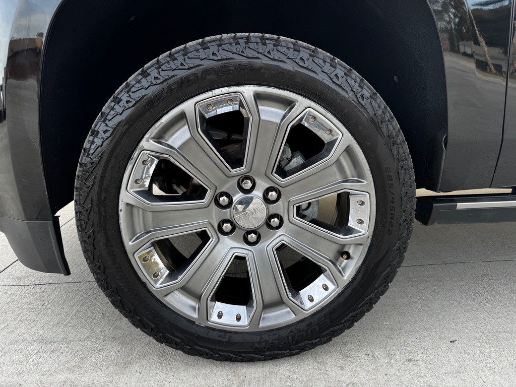2015 GMC Yukon Image 9