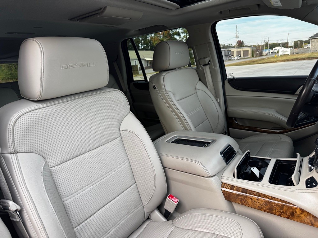 2015 GMC Yukon Image 24