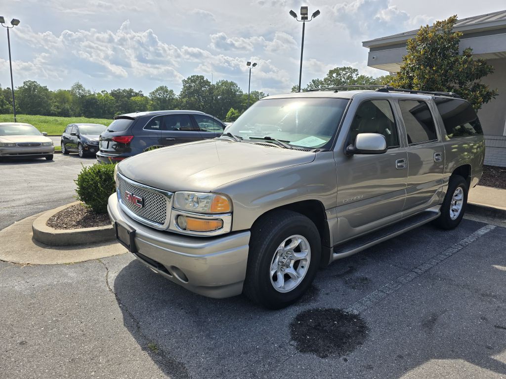 2002 GMC Denali Image 8