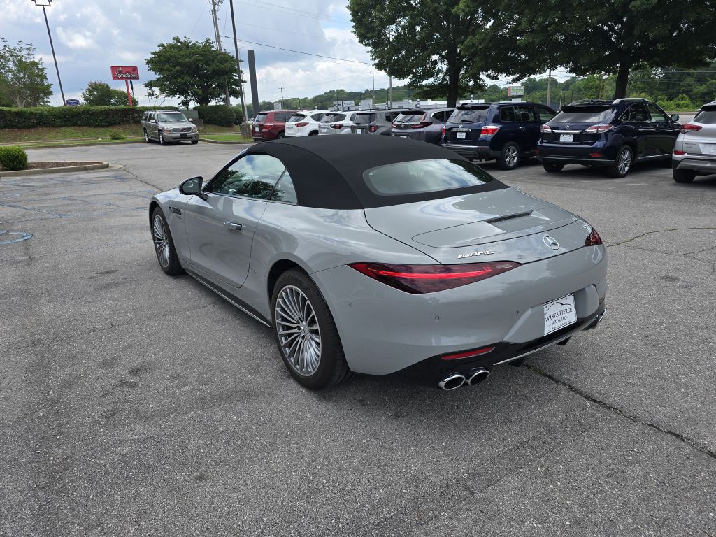 2024 Mercedes-Benz SL-Class Image 10