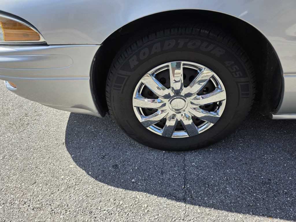 2003 Buick LeSabre Image 16