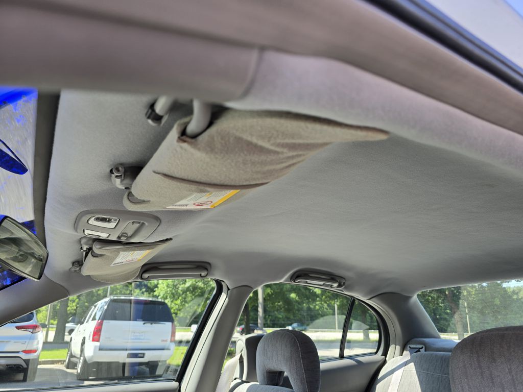 2003 Buick LeSabre Image 23