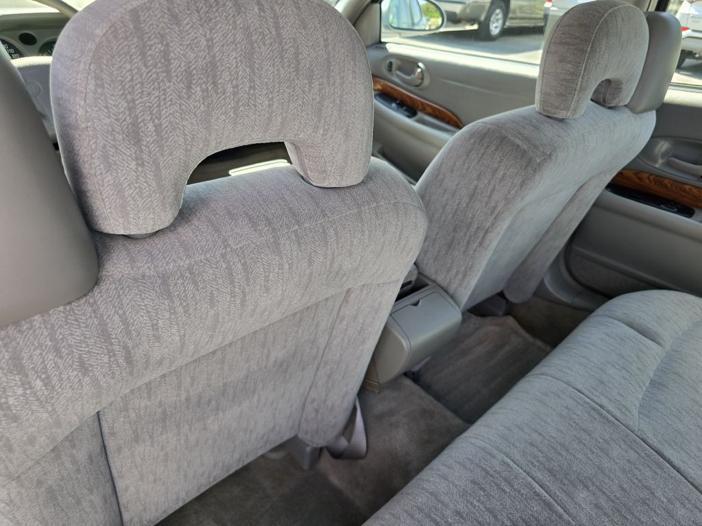 2003 Buick LeSabre Image 25