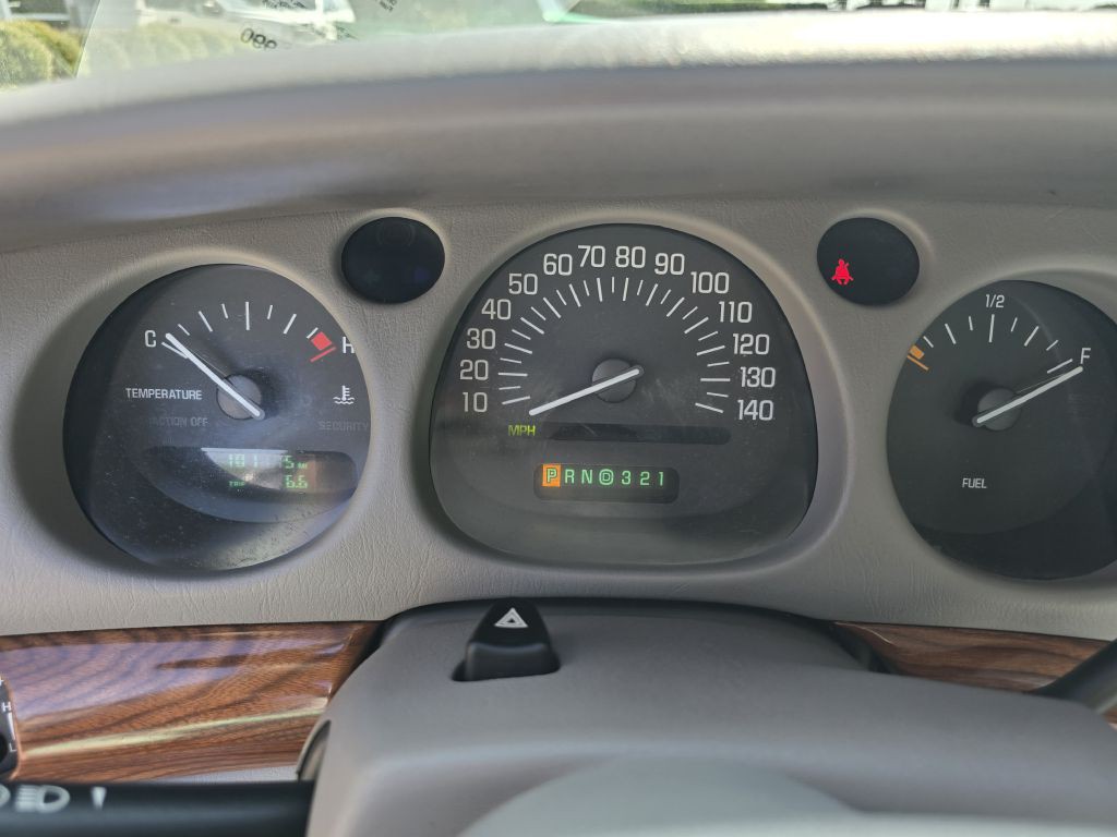 2003 Buick LeSabre Image 35