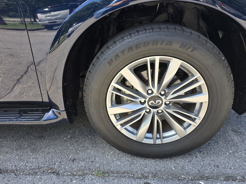 2021 INFINITI QX80 Image 16