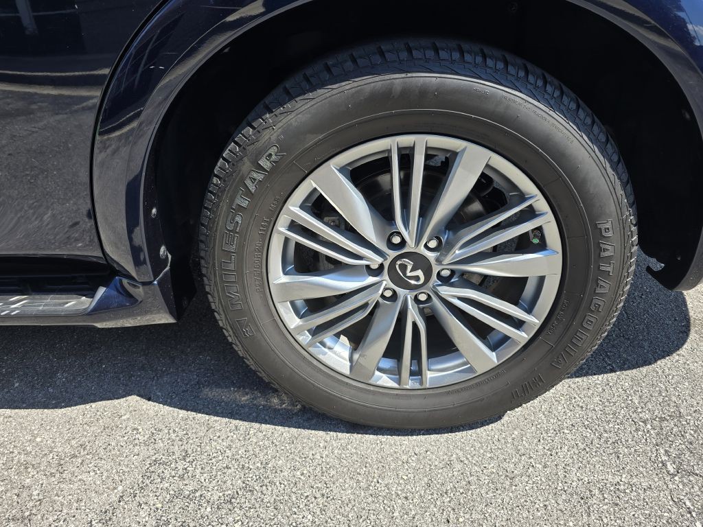 2021 INFINITI QX80 Image 18